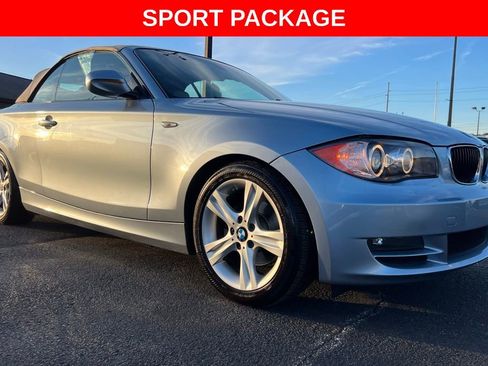 Used 2010 BMW 128i Convertible image 10