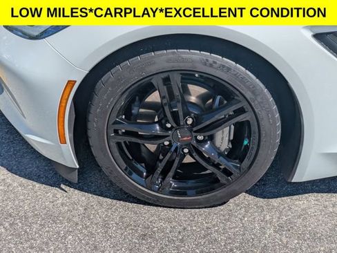 Used 2019 Chevrolet Corvette Stingray Coupe w/ 1LT RWD image 7