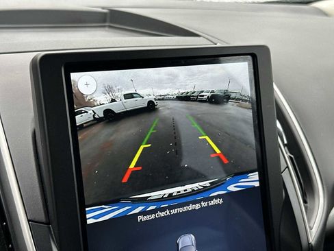 Used 2024 Ford Edge SEL image 21