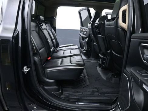 Used 2019 RAM 1500 Laramie AWD/4WD image 15