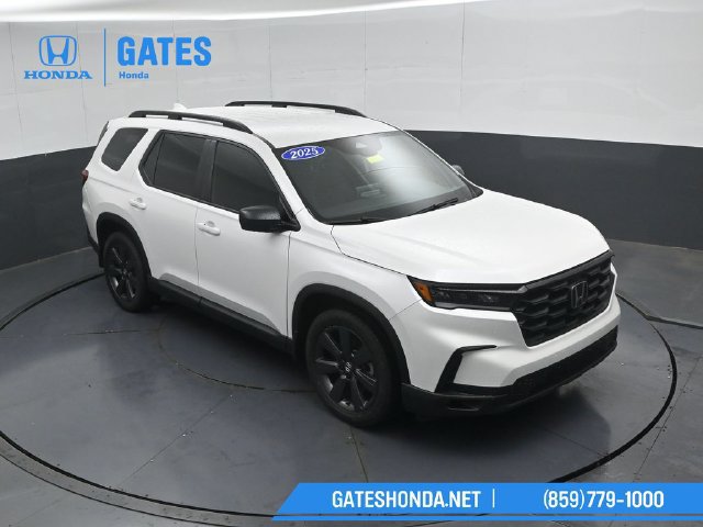 Certified 2025 Honda Pilot Sport image 47