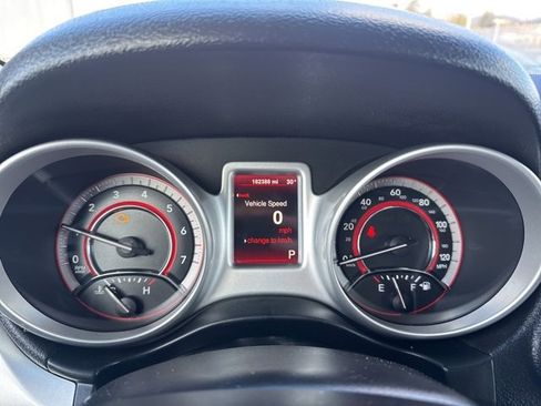 Used 2014 Dodge Journey SXT w/ Flexible Seating Group image 20