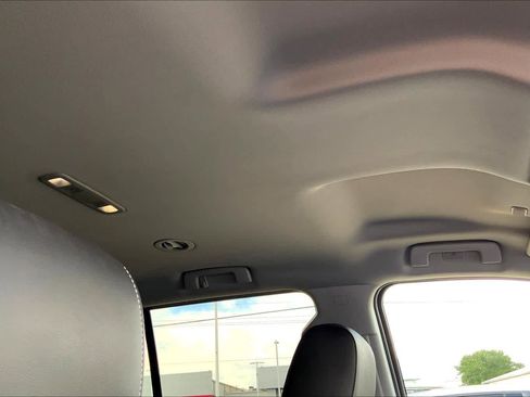 Used 2019 Chevrolet Tahoe Premier image 14