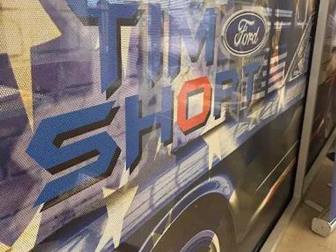 Used 2025 GMC Yukon XL Denali AWD/4WD image 14