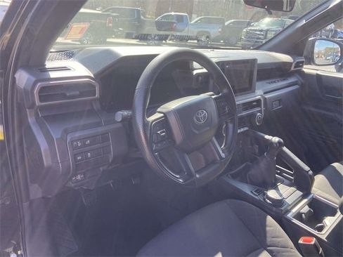 Used 2024 Toyota Tacoma SR image 12