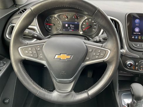 Used 2022 Chevrolet Equinox LT image 16