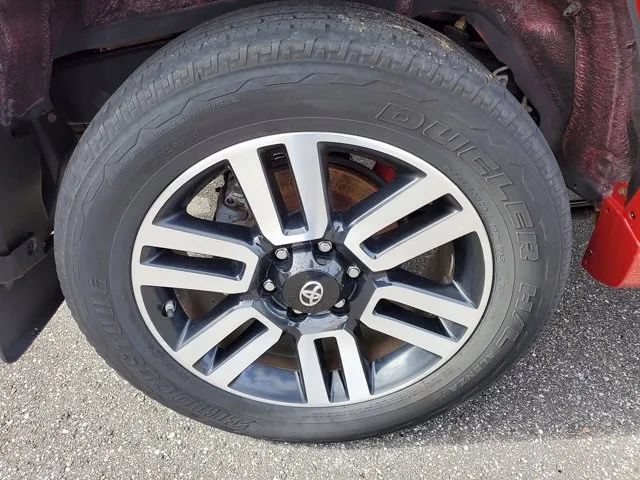 Used 2014 Toyota 4Runner Limited AWD/4WD image 9