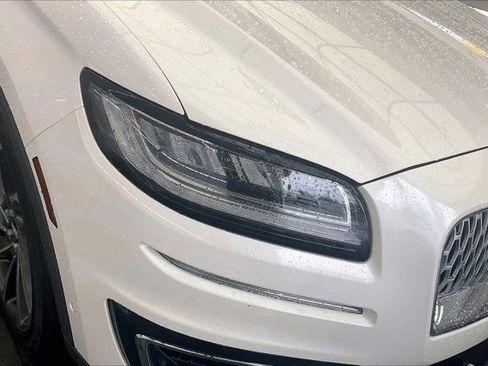 Used 2019 Lincoln Nautilus Reserve AWD/4WD image 29