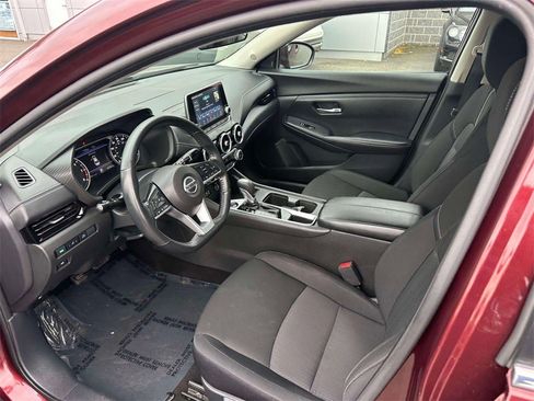 Certified 2022 Nissan Sentra SV image 14