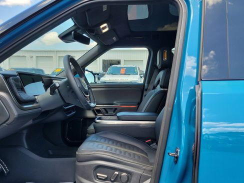 Used 2023 Rivian R1T Adventure AWD/4WD image 20