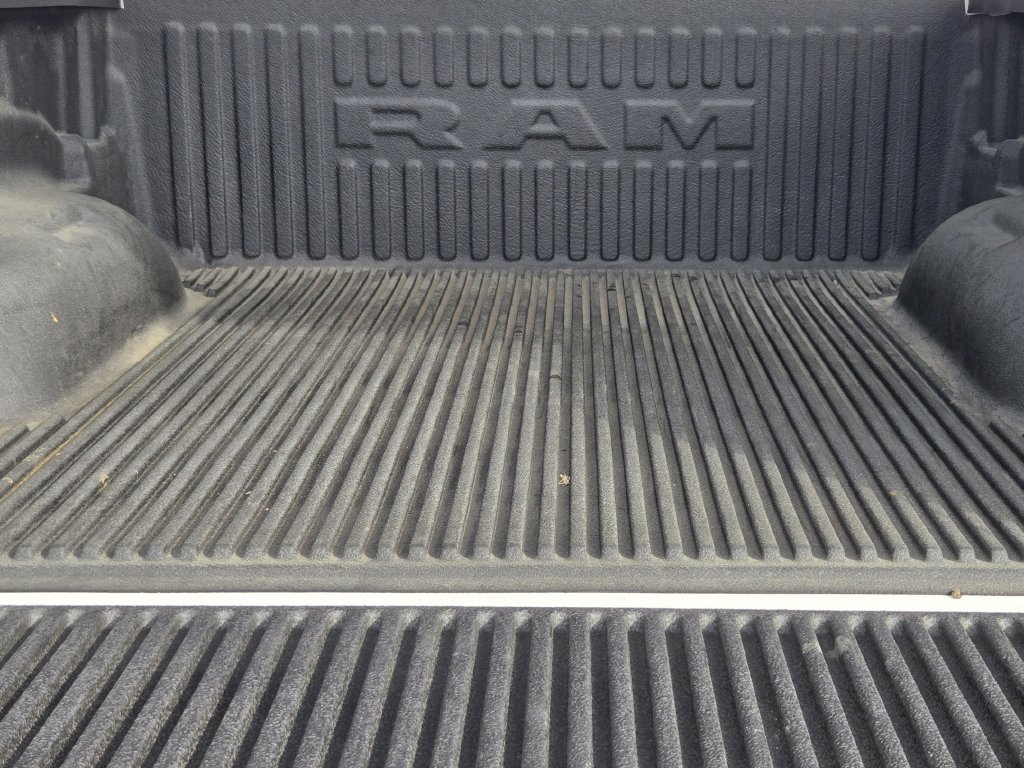 Used 2025 RAM 1500 Big Horn AWD/4WD image 34