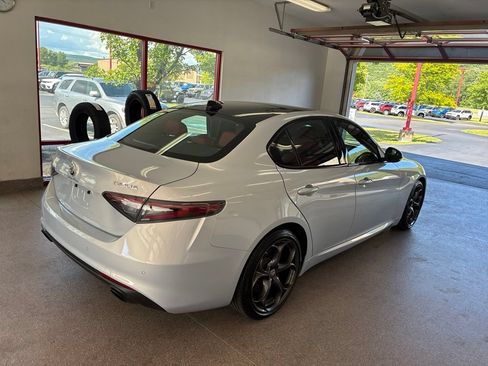 Used 2024 Alfa Romeo Giulia Ti w/ Performance Driving Package RWD image 15
