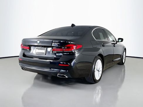 Used 2023 BMW 530i w/ Convenience Package image 7