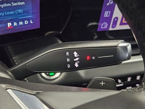 Certified 2025 Chevrolet Equinox LT AWD/4WD image 20