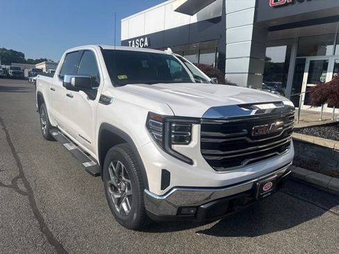 Used 2023 GMC Sierra 1500 SLT w/ SLT Premium Package AWD/4WD image 1
