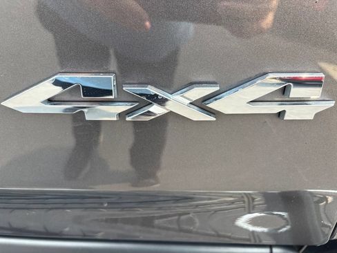 Used 2023 RAM 1500 Laramie AWD/4WD image 21