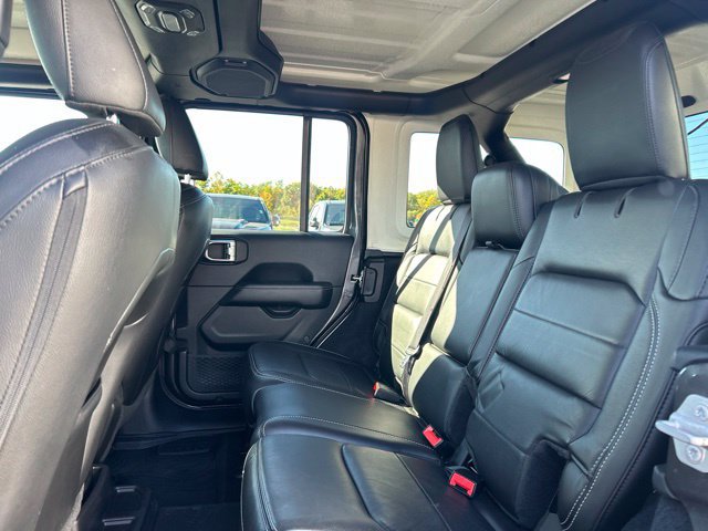 Used 2019 Jeep Wrangler Unlimited Sahara AWD/4WD image 22