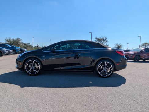 Used 2017 Buick Cascada Premium image 7
