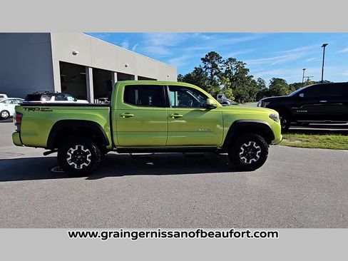 Used 2023 Toyota Tacoma TRD Off-Road image 32