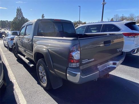 Used 2013 Toyota Tacoma PreRunner image 6