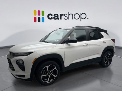 Used 2023 Chevrolet TrailBlazer RS w/ Sun and Liftgate Package AWD/4WD image 1