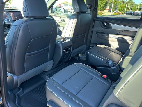 New 2026 Buick Enclave Preferred w/ Power Package image 8