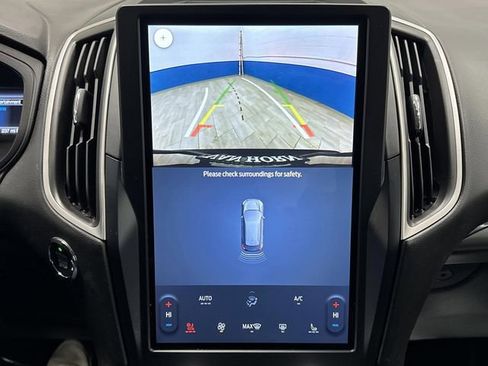 Used 2022 Ford Edge SEL w/ Convenience Package image 9