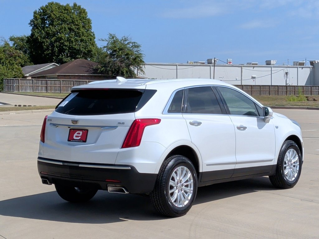 Used 2019 Cadillac XT5 FWD image 8