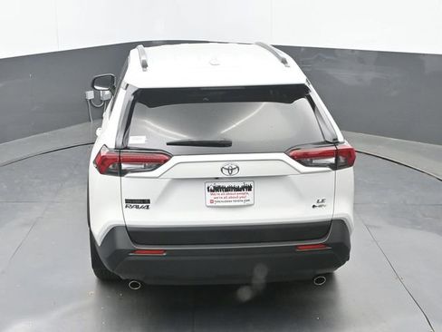 Used 2025 Toyota RAV4 LE image 31