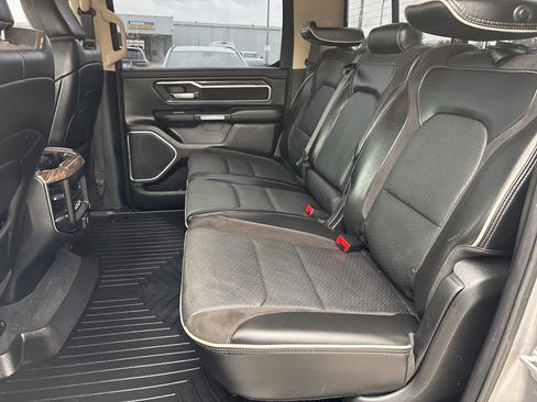 Used 2019 RAM 1500 Laramie image 35