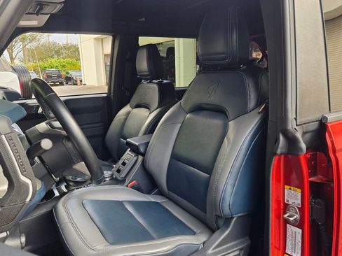 Used 2024 Ford Bronco Outer Banks image 12