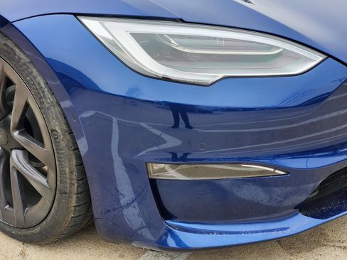 Used 2022 Tesla Model S Plaid image 7