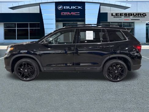 Used 2025 Honda Passport Black Edition image 4