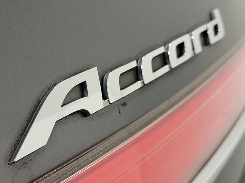 Used 2012 Honda Accord LX image 32