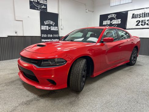 Used 2019 Dodge Charger GT RWD image 3
