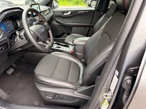 Used 2025 Ford Escape ST-Line AWD/4WD image 13