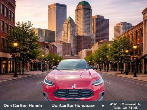 Certified 2025 Honda HR-V Sport image 2