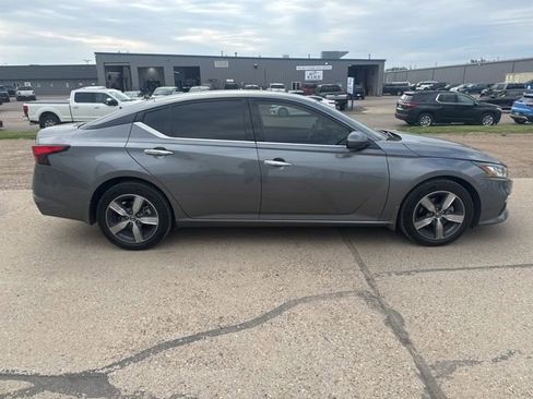 Used 2020 Nissan Altima 2.5 SL AWD/4WD image 8
