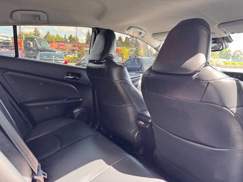 Used 2021 Toyota Prius FWD image 16