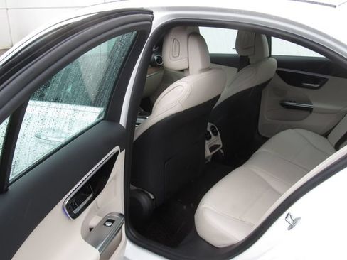 Certified 2023 Mercedes-Benz C 300 4MATIC Sedan image 14