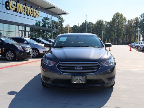 Used 2019 Ford Taurus SE image 36
