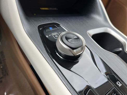 Used 2026 Lexus RZ 450e AWD w/ Technology Package image 21