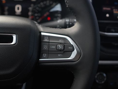 New 2026 Jeep Compass Limited image 42