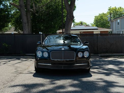 Used 2014 Bentley Flying Spur W12 AWD/4WD image 4