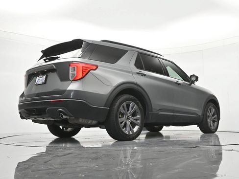 Certified 2023 Ford Explorer XLT w/ Equipment Group 202A RWD image 42
