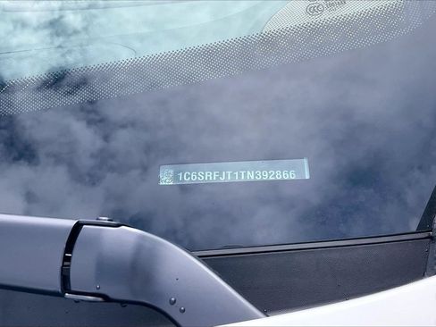 New 2026 RAM 1500 Laramie AWD/4WD image 38