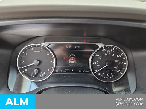 Used 2025 Nissan Rogue SV AWD/4WD image 28