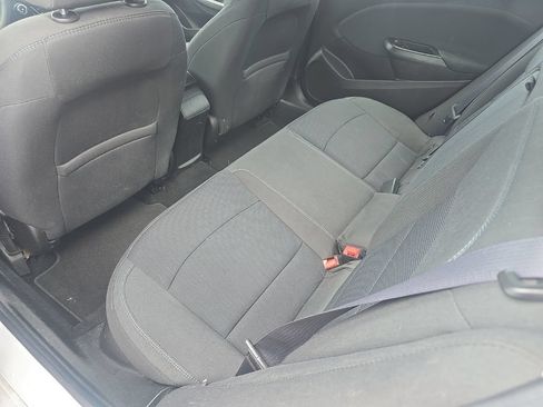 Used 2016 Chevrolet Cruze LT w/ Convenience Package FWD image 11