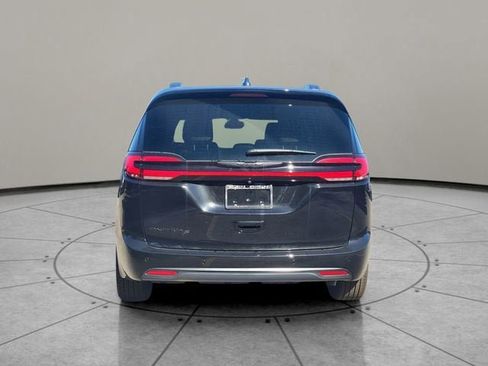 New 2026 Chrysler Pacifica Select w/ S Appearance Package image 11