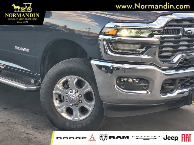 Used 2026 RAM 2500 Big Horn AWD/4WD image 5